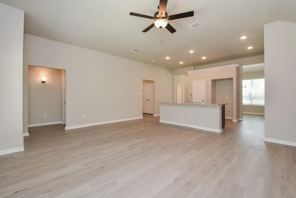 1063 Bending Trail Drive Tomball, TX 77375
