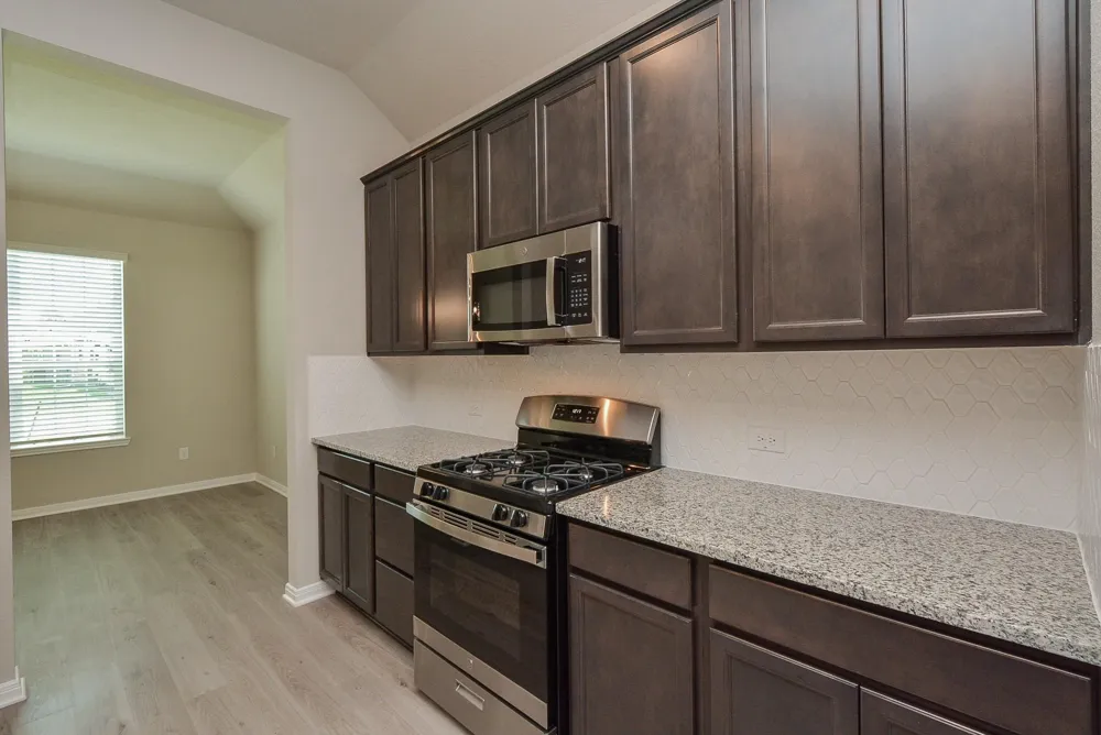 1063 Bending Trail Drive Tomball, TX 77375