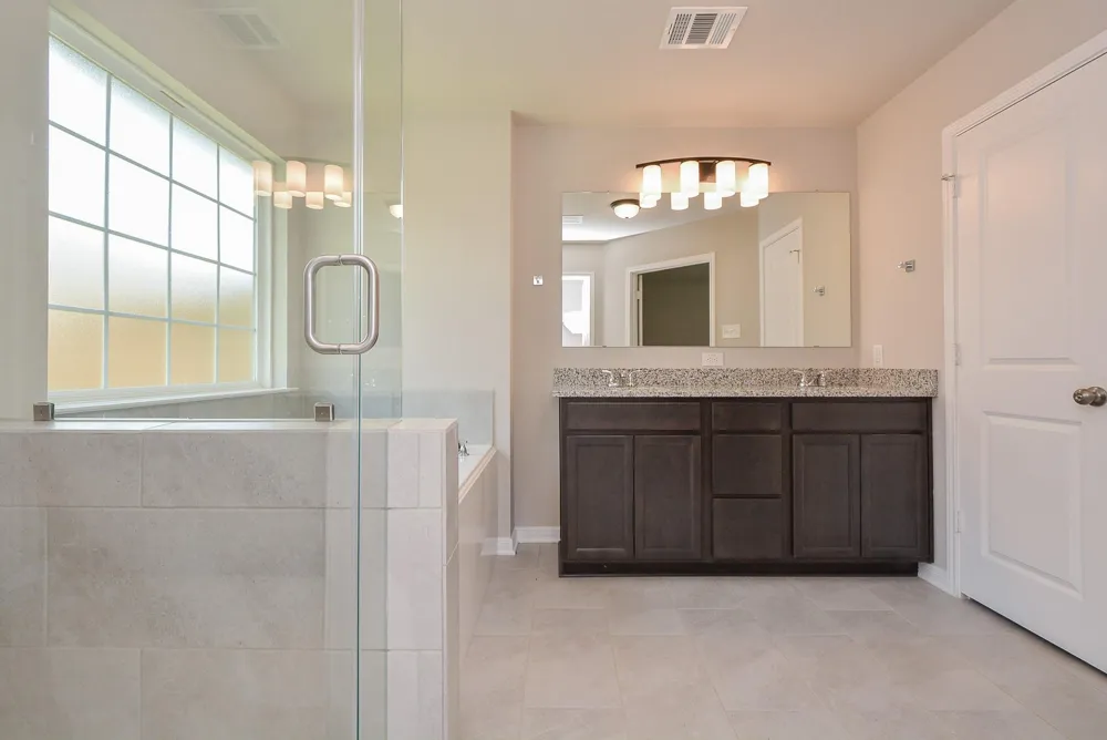 1063 Bending Trail Drive Tomball, TX 77375