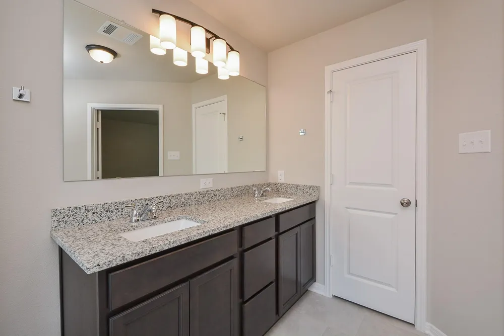 1063 Bending Trail Drive Tomball, TX 77375
