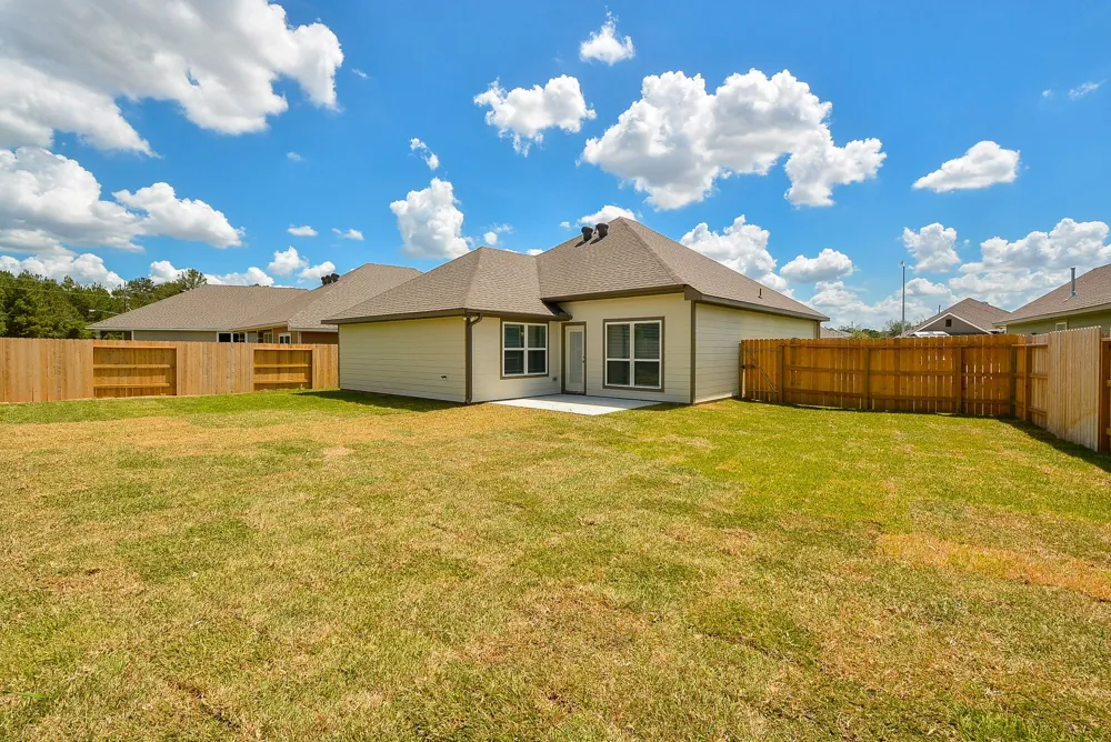 1063 Bending Trail Drive Tomball, TX 77375