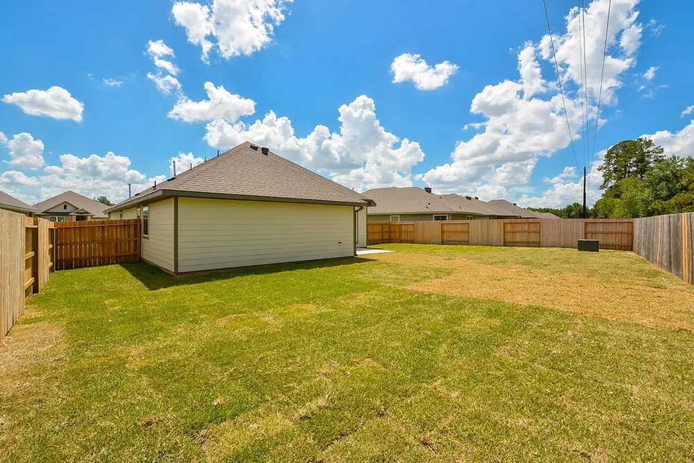 1063 Bending Trail Drive Tomball, TX 77375