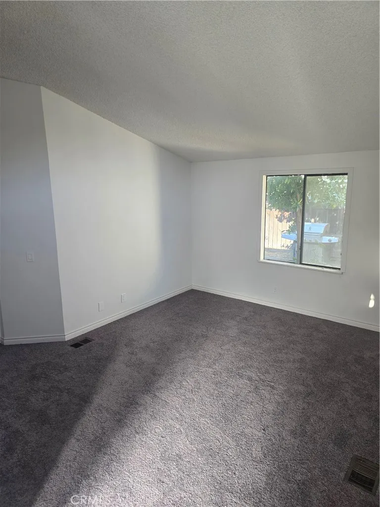 140 W Pioneer Ave #47 Redlands, CA 92374