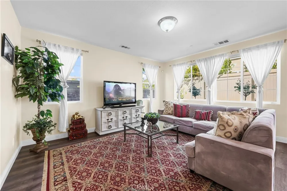 7820 Botany Chino, CA 91708