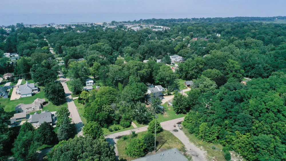 427 S Mayhew Street New Buffalo City, MI 49117