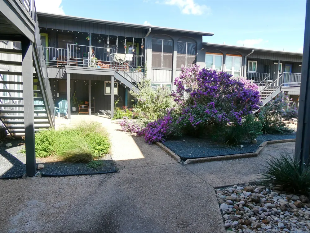 909 REINLI STREET #133 Austin, TX 78751