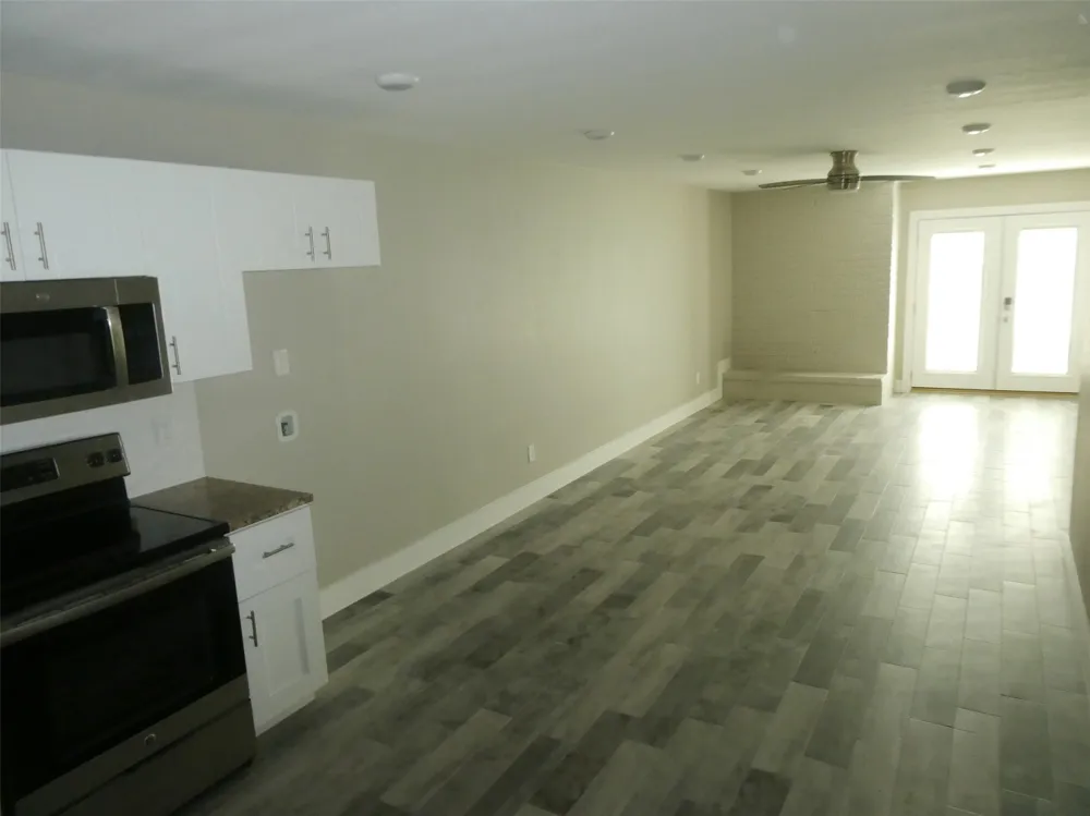 909 REINLI STREET #133 Austin, TX 78751