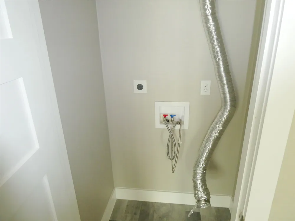 909 REINLI STREET #133 Austin, TX 78751