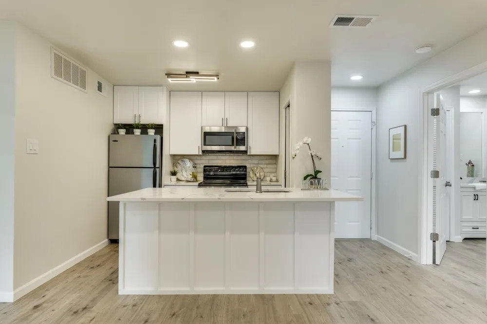 8888 Tallwood Drive #2102 Austin, TX 78759