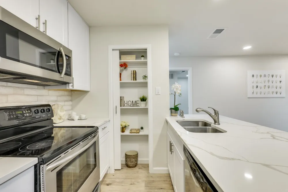 8888 Tallwood Drive #2102 Austin, TX 78759