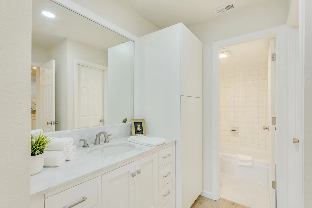 8888 Tallwood Drive #2102 Austin, TX 78759