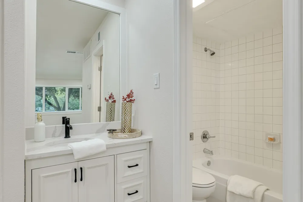 8888 Tallwood Drive #2102 Austin, TX 78759
