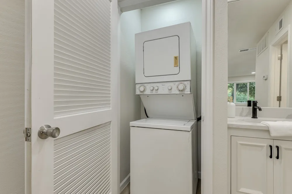 8888 Tallwood Drive #2102 Austin, TX 78759