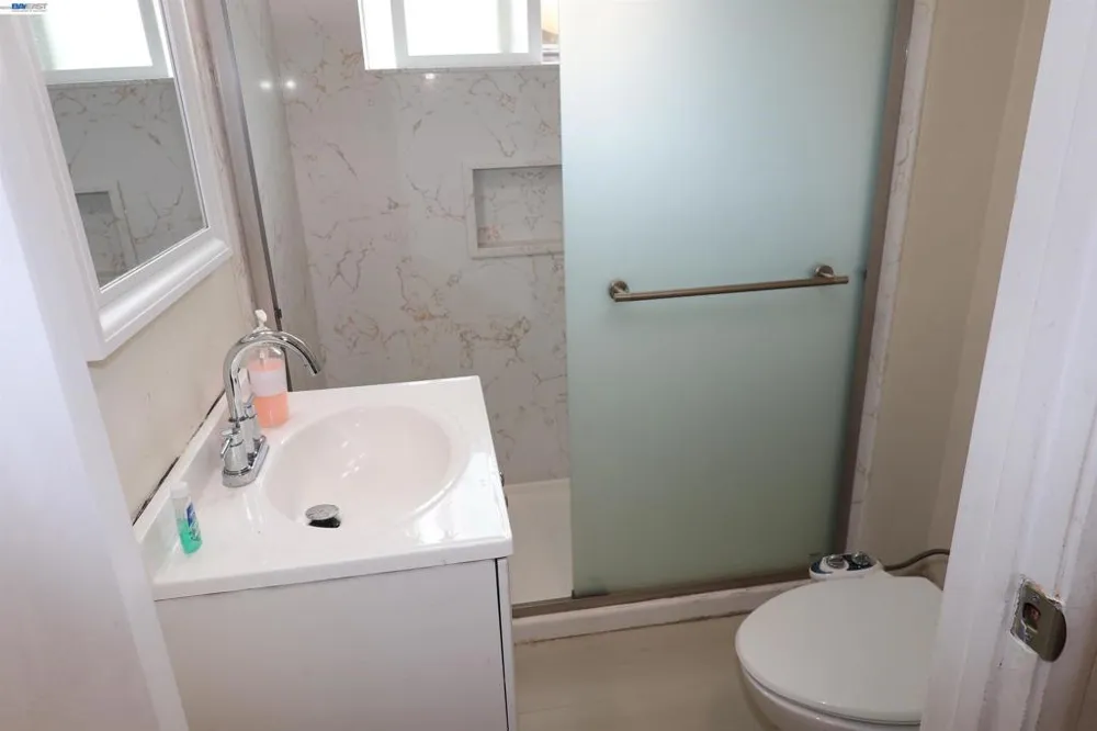 16829 Daryl Ave San Lorenzo, CA 94580