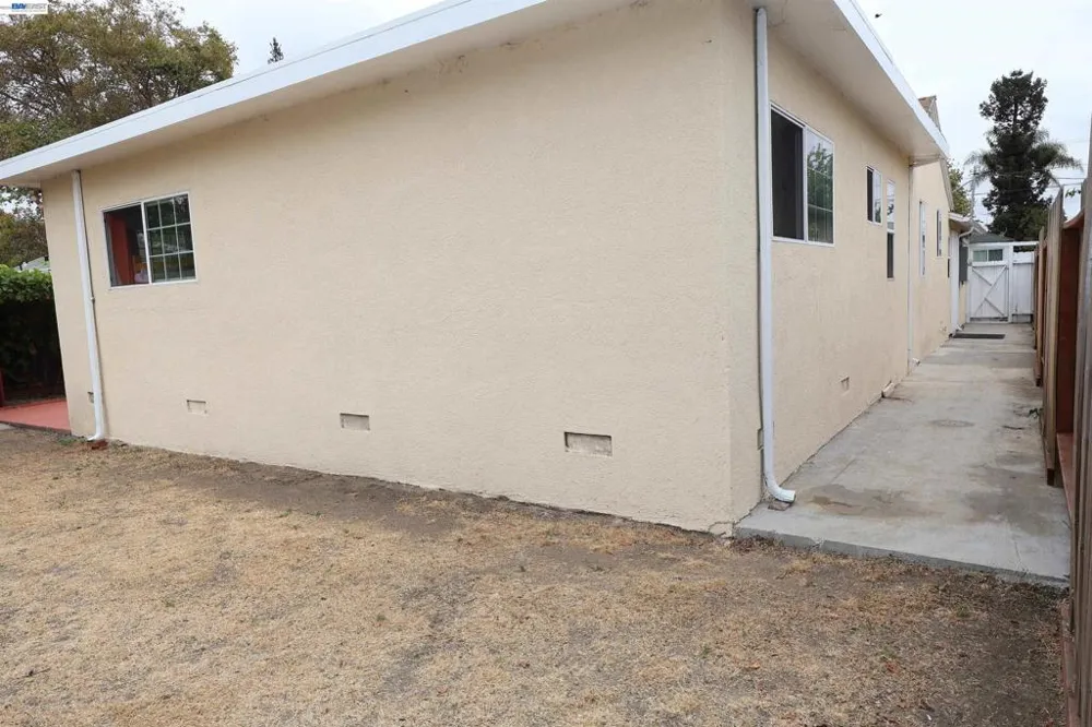 16829 Daryl Ave San Lorenzo, CA 94580