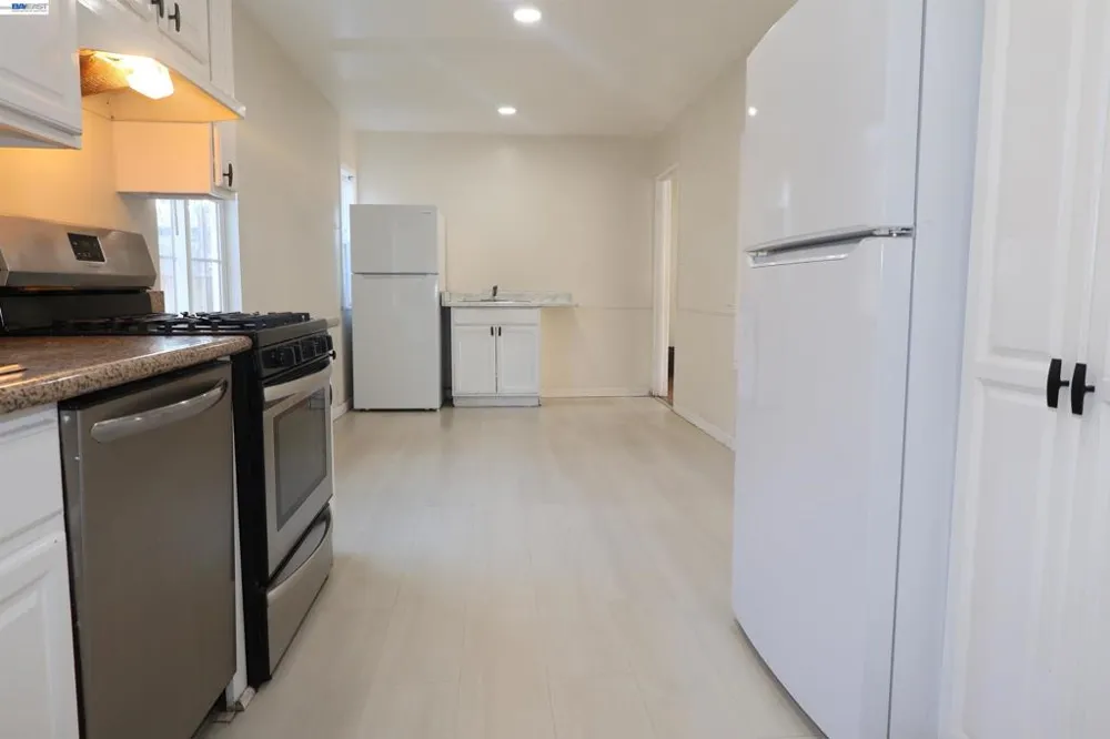 16829 Daryl Ave San Lorenzo, CA 94580