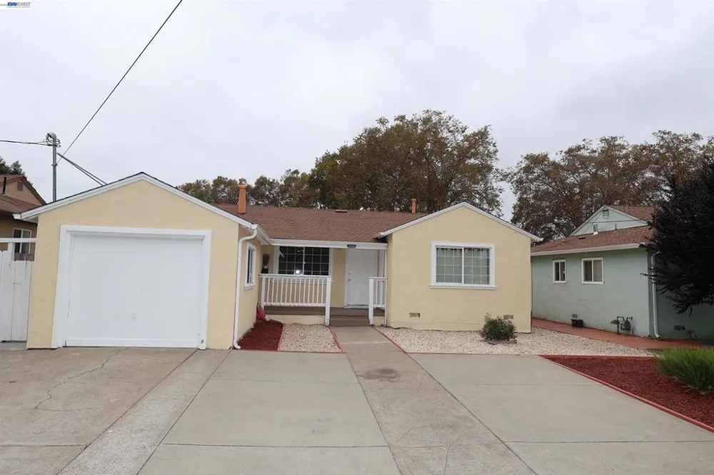 16829 Daryl Ave San Lorenzo, CA 94580