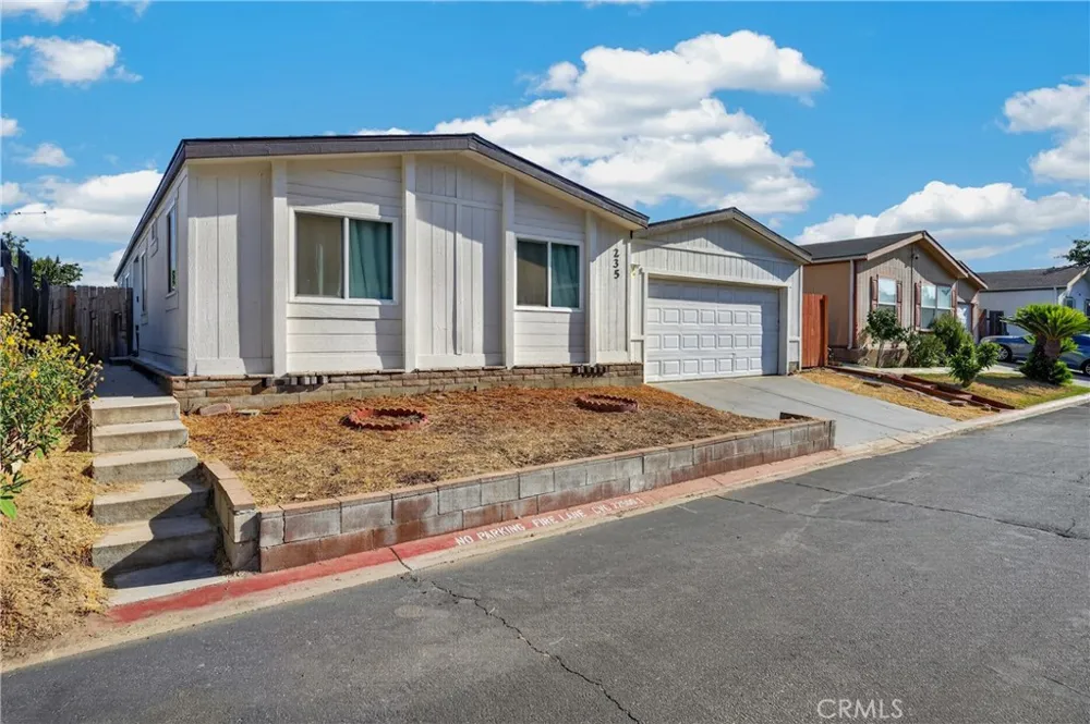 700 E Washington #235 Colton, CA 92324