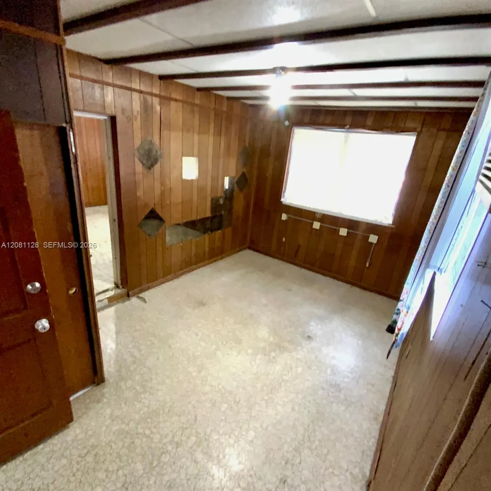 651 Jann Ave Opa-Locka, FL 33054