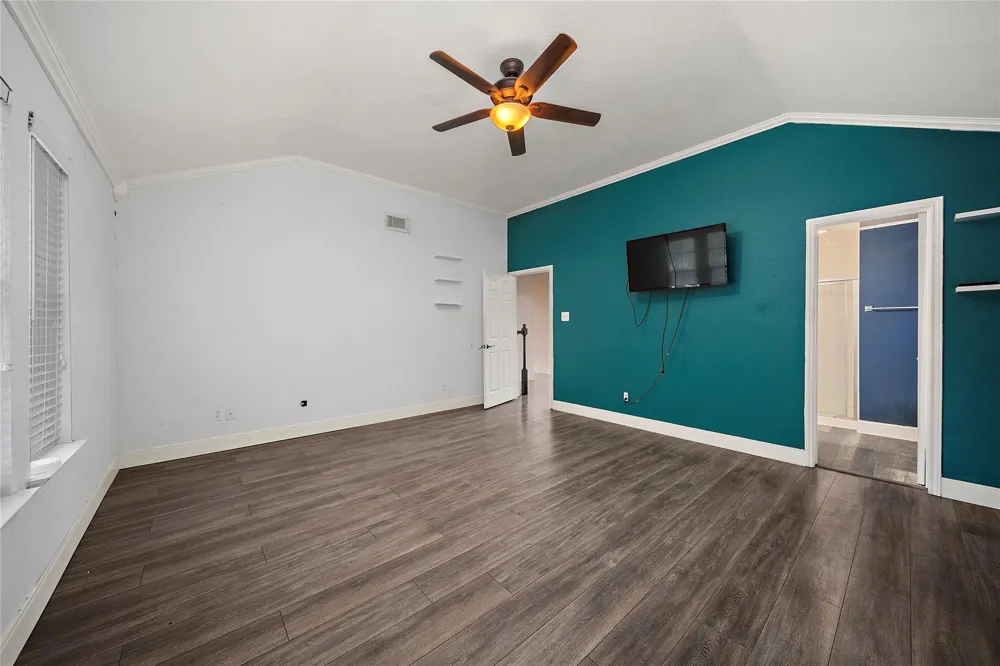 1801 Palo Duro Street Friendswood, TX 77546