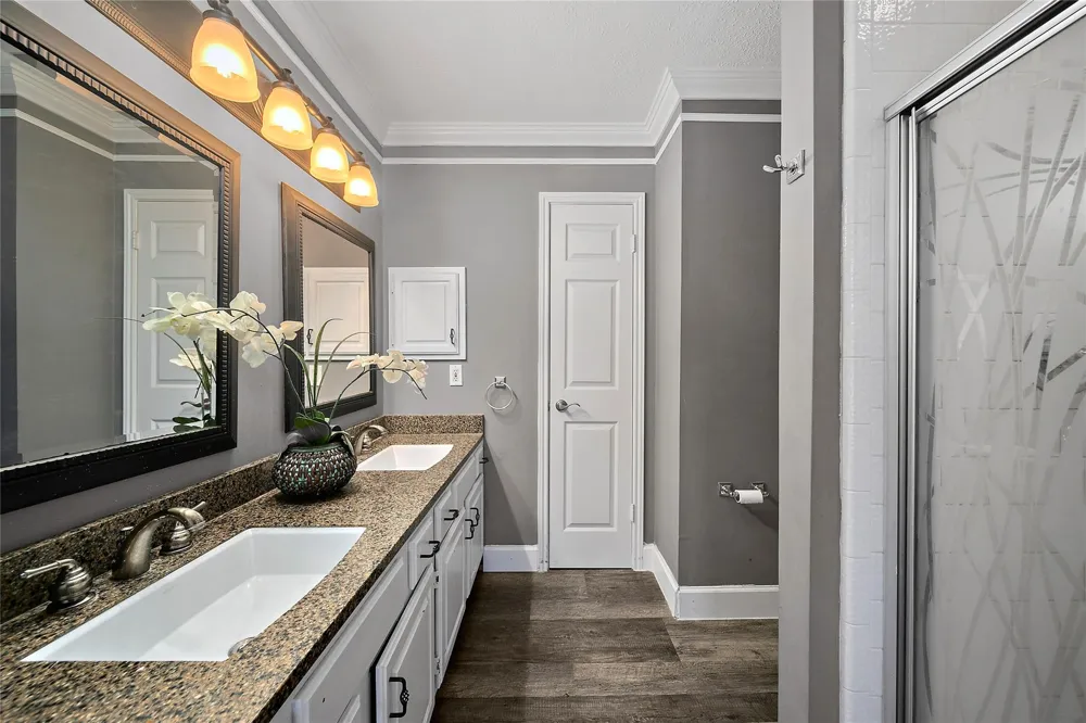 1801 Palo Duro Street Friendswood, TX 77546