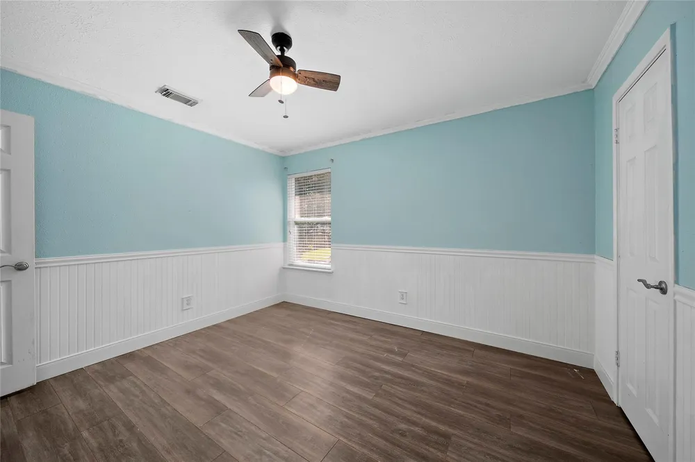 1801 Palo Duro Street Friendswood, TX 77546