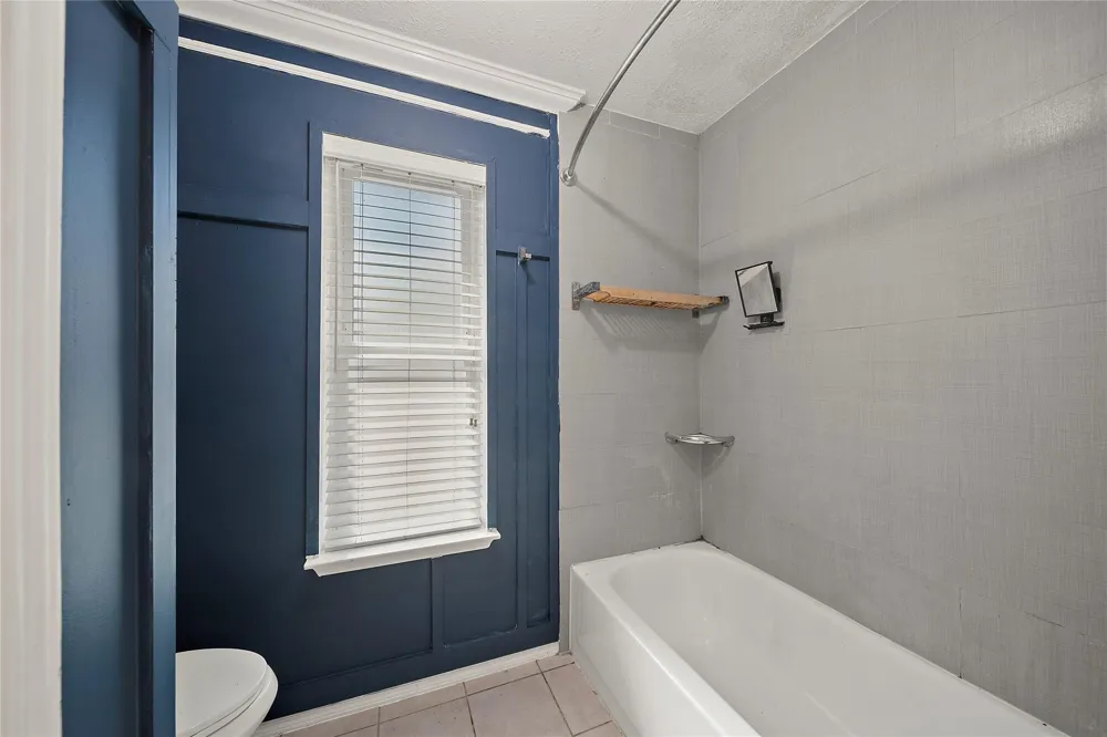 1801 Palo Duro Street Friendswood, TX 77546