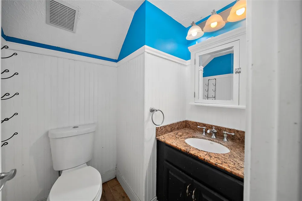 1801 Palo Duro Street Friendswood, TX 77546