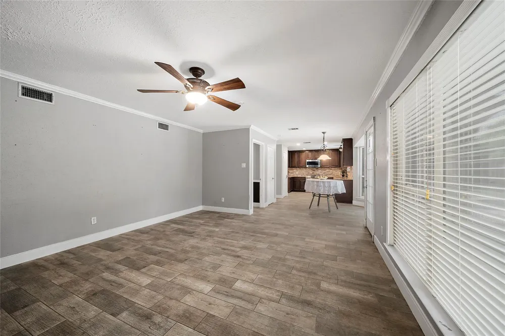 1801 Palo Duro Street Friendswood, TX 77546