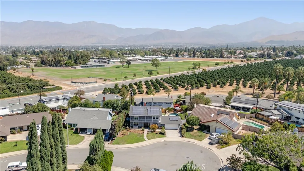 1459 Northview Redlands, CA 92374