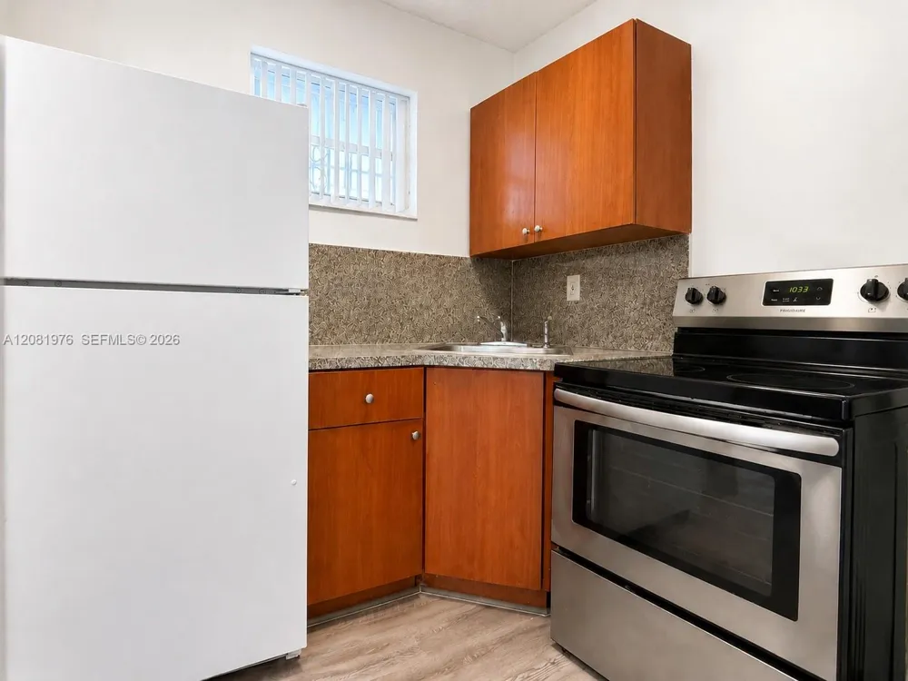 6950 NW 8th Ave #5 Miami, FL 33150