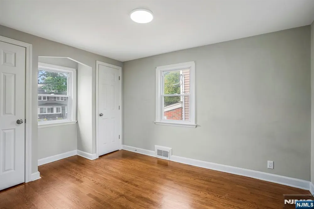 16 Pleasant Belleville, NJ 07109
