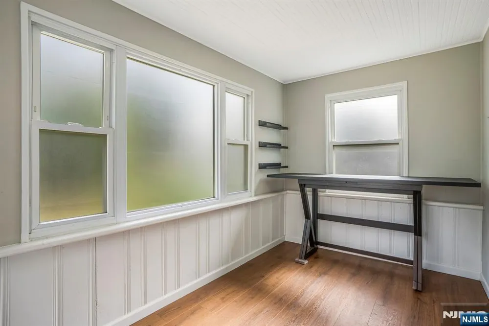 16 Pleasant Belleville, NJ 07109