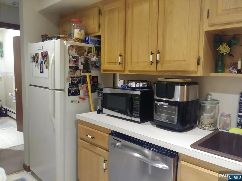 88 Mazur Place Hawthorne, NJ 07506