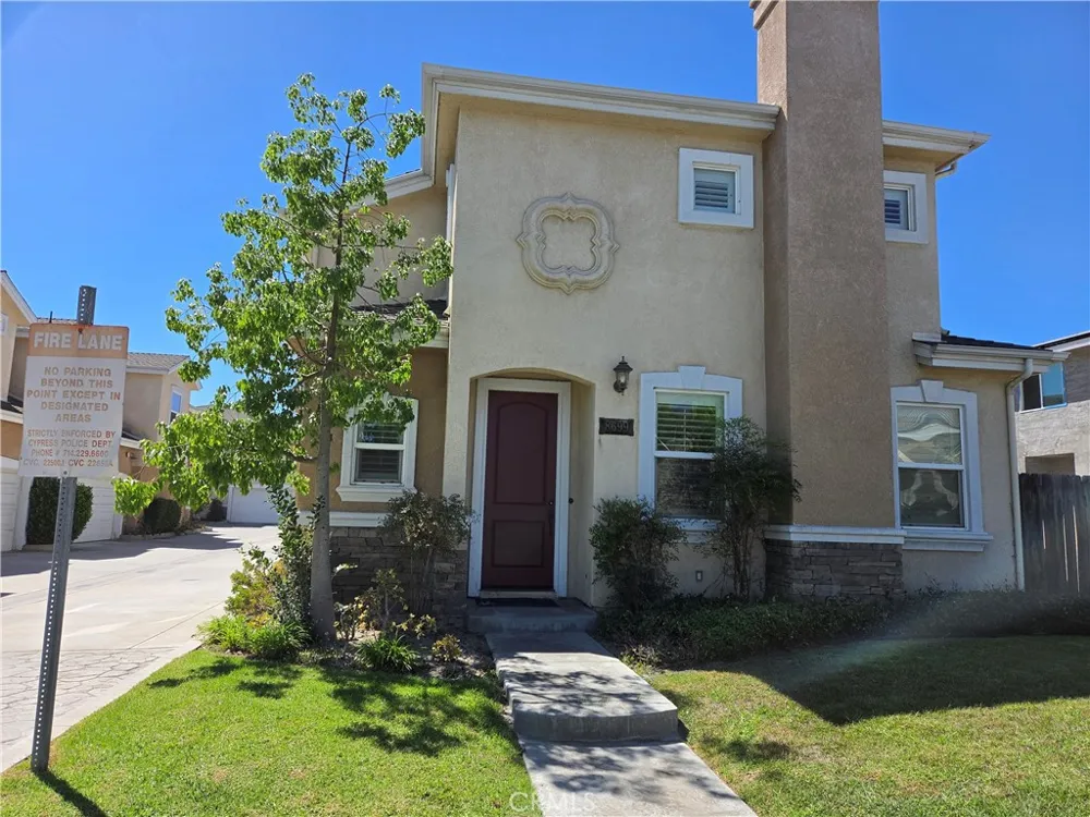 8699 Belmont Cypress, CA 90630