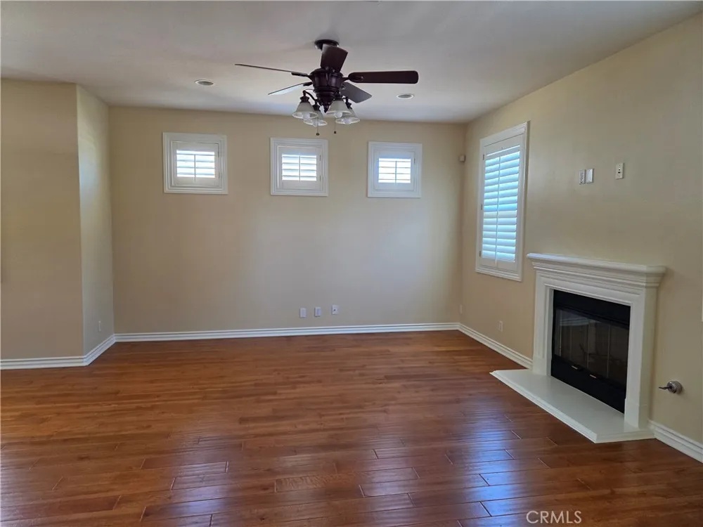 8699 Belmont Cypress, CA 90630