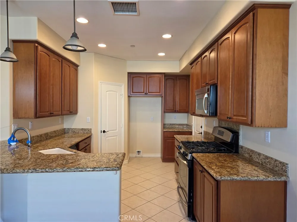 8699 Belmont Cypress, CA 90630
