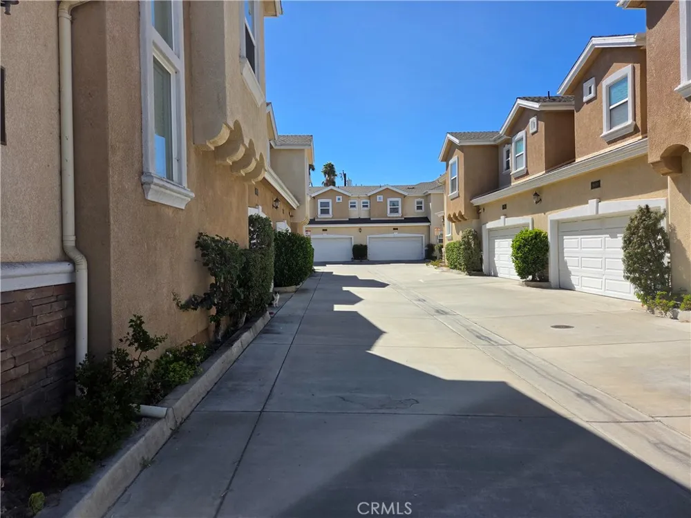 8699 Belmont Cypress, CA 90630