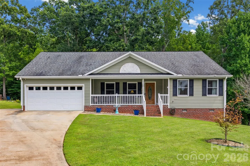 4108 Lydia Suzanne Place Lincolnton, NC 28092