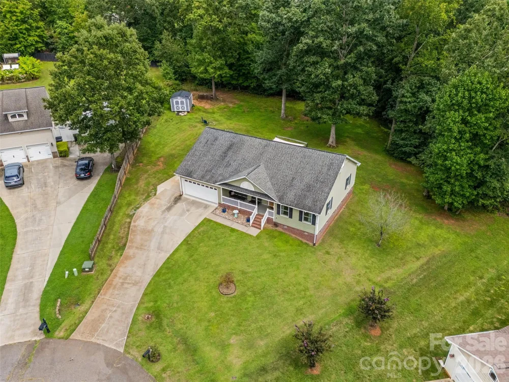 4108 Lydia Suzanne Place Lincolnton, NC 28092