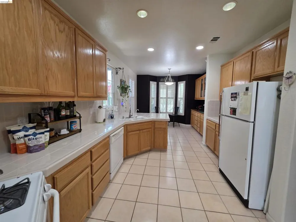 2607 Glow Rd Riverbank, CA 95367