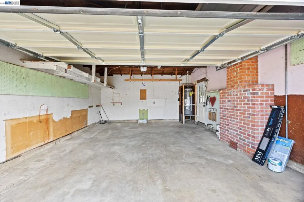 2136 Holbrook Drive Concord, CA 94519