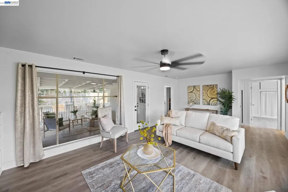 2136 Holbrook Drive Concord, CA 94519