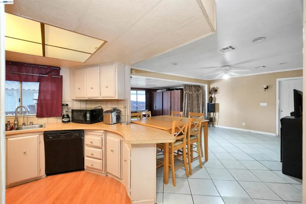 Address Not Shown Tracy, CA 95376