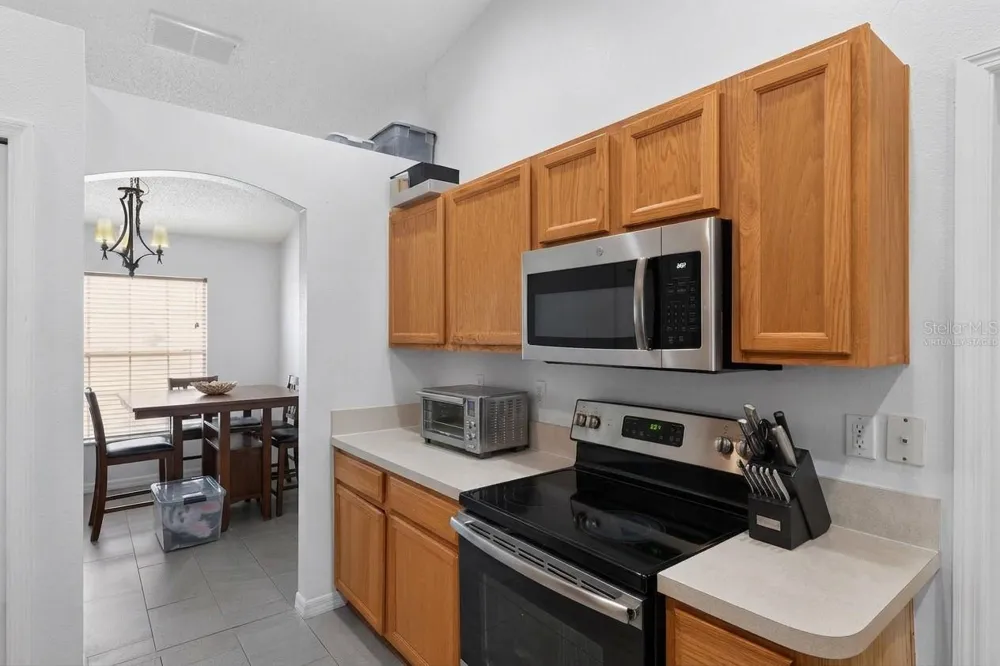 1906 MANATEE LANE Kissimmee, FL 34759