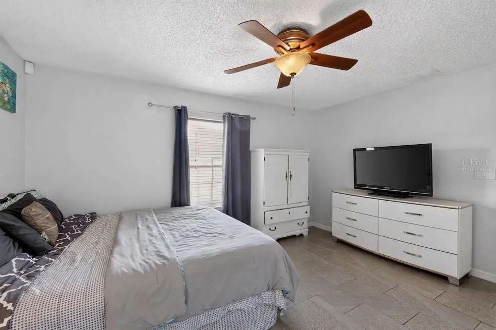 1906 MANATEE LANE Kissimmee, FL 34759