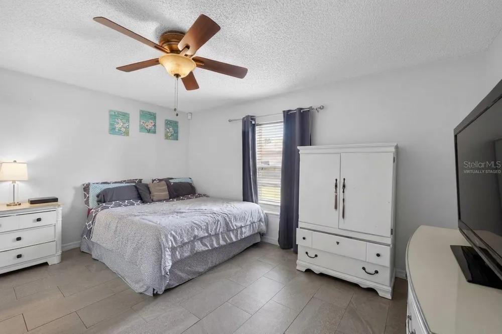 1906 MANATEE LANE Kissimmee, FL 34759