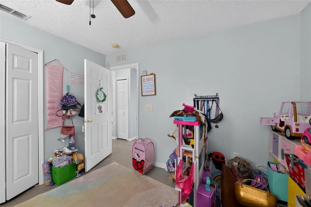 1906 MANATEE LANE Kissimmee, FL 34759