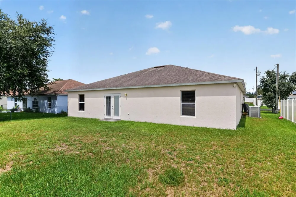 1906 MANATEE LANE Kissimmee, FL 34759