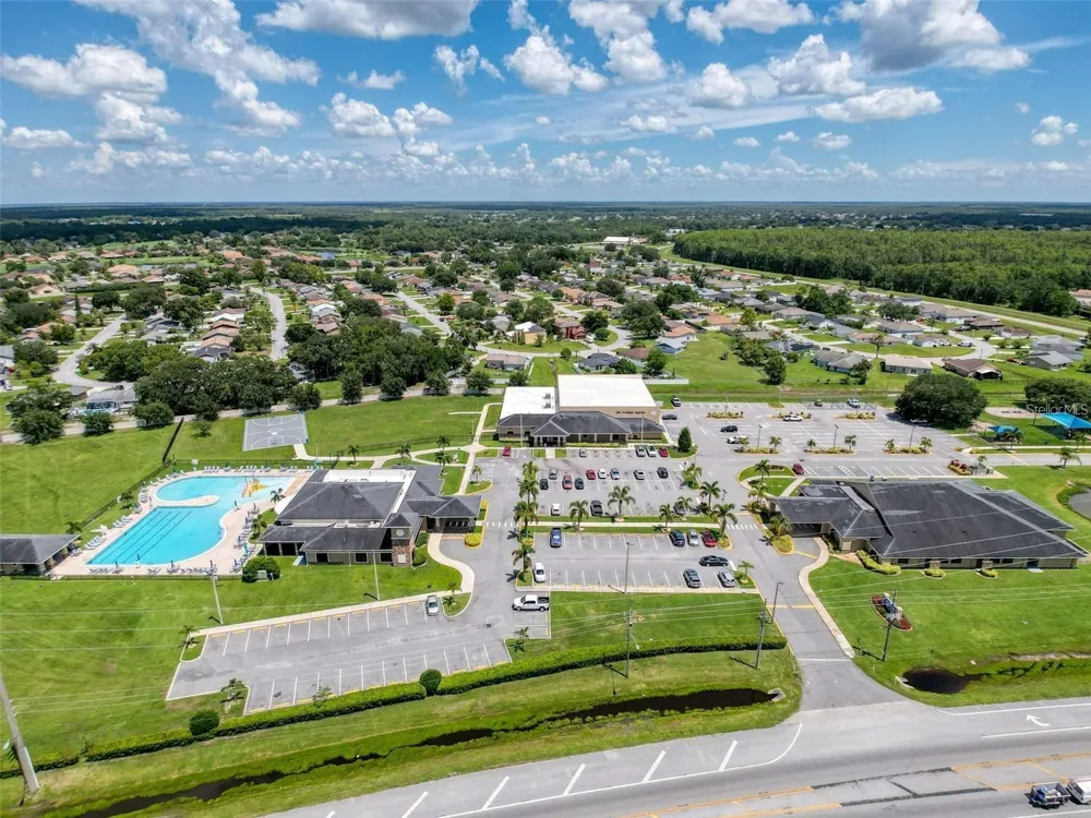1906 MANATEE LANE Kissimmee, FL 34759